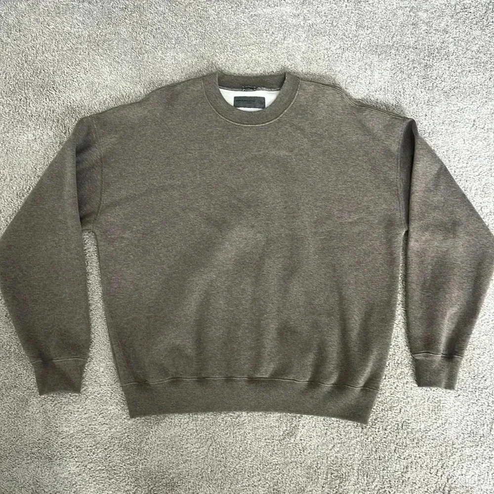 Abercrombie & Fitch Gray Sweatshirt